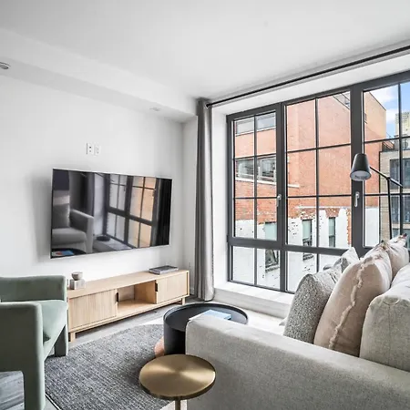 Chic Midtown 2Bedroom Cozy & Modern Retreat In Hells Kitchen